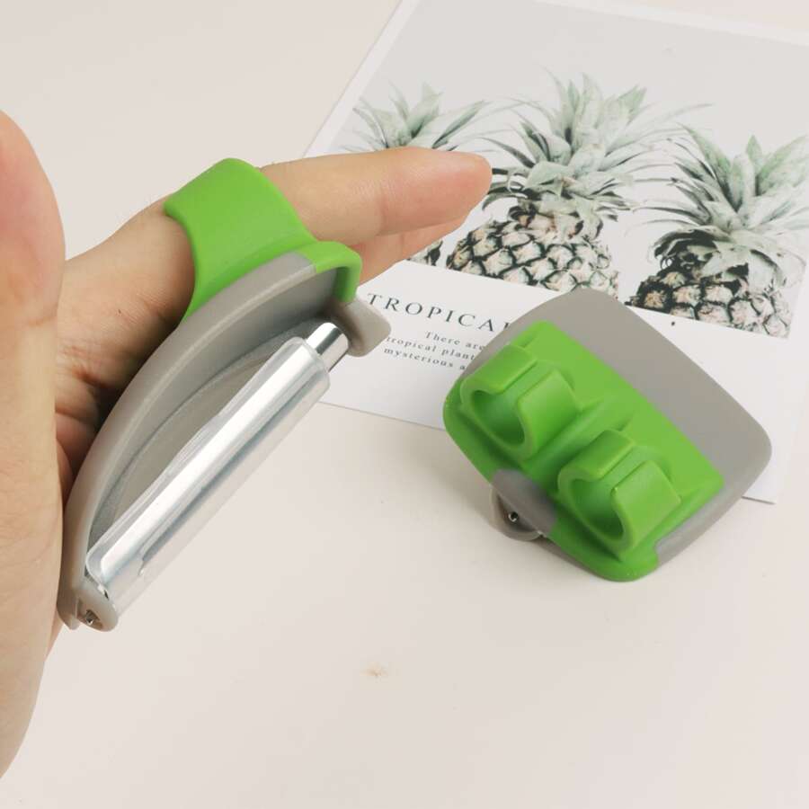 Finger-Safe Peeler