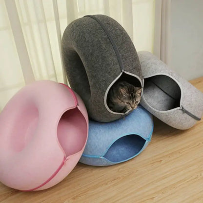 Donut-Shaped Cat Bed