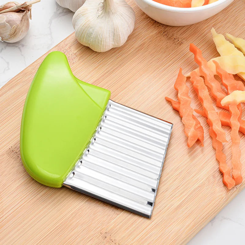 Stainless Steel Wave-Edged Vegetable and Potato Slicer