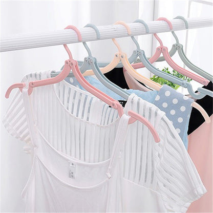 Portable Folding Hanger (Set of 8)