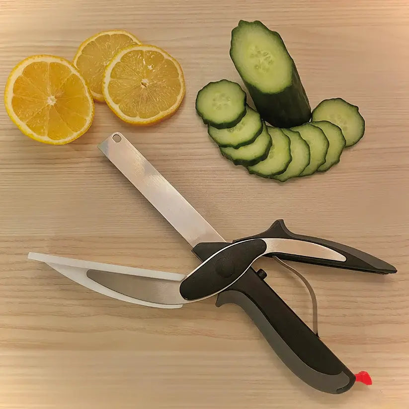 Scissors with Built-in Cutting Board