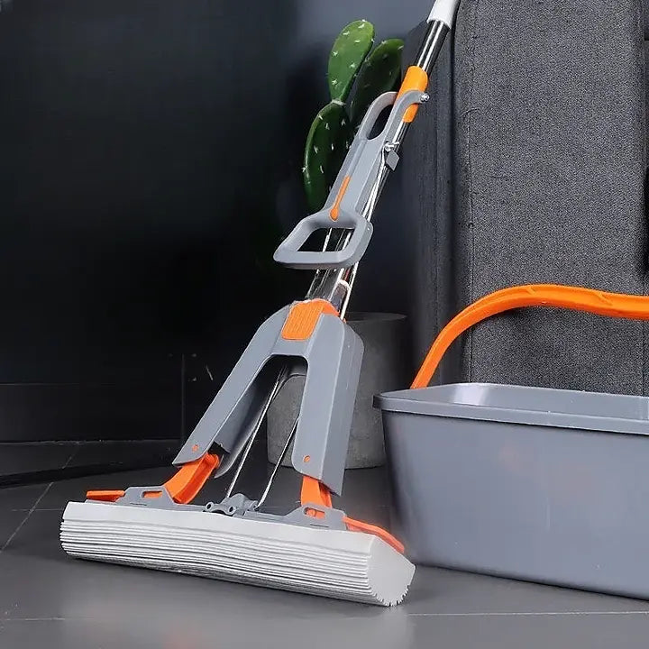 CleanHero™  Self-Wringing Mop