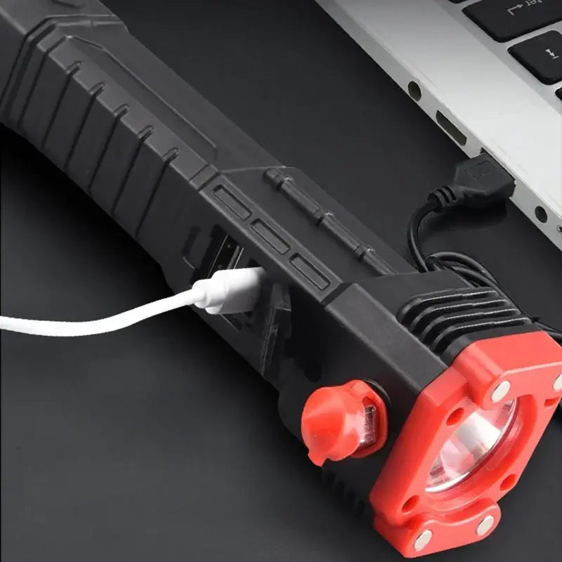 Multifunctional LED Flashlight