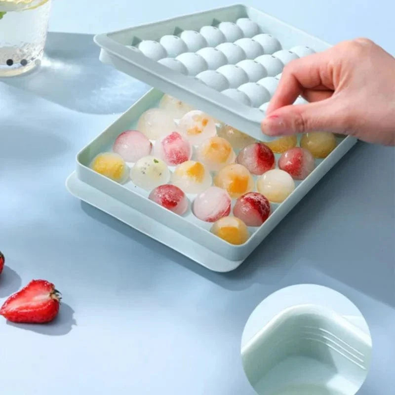 SearchFindOrder Random color  2pcs 33-in-1 Arctic Sphere Craft Ice Hockey Mold for Whiskey Balls, Popsicles, and Lollipops Ultimate Kitchen Freeze Fun