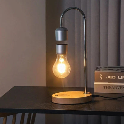 SearchFindOrder Silver Moon / Wireless charging / EU Levitating Moon Night Light & Mobile Charger