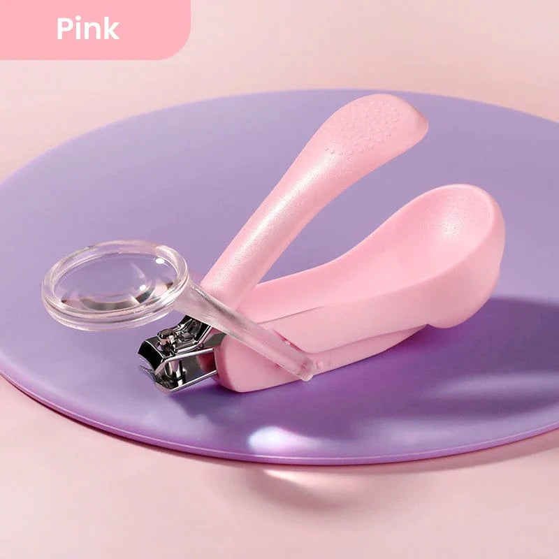 Nail Clippers with Magnifying Glass